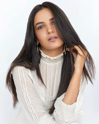 Jasmin Bhasin